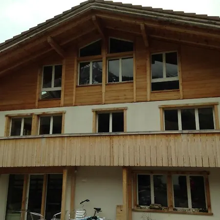 Apartment 2-zimmer Ferienwohnung,parterre,sitzplatz,garage