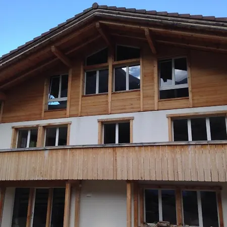 2-zimmer Ferienwohnung,parterre,sitzplatz,garage Adelboden