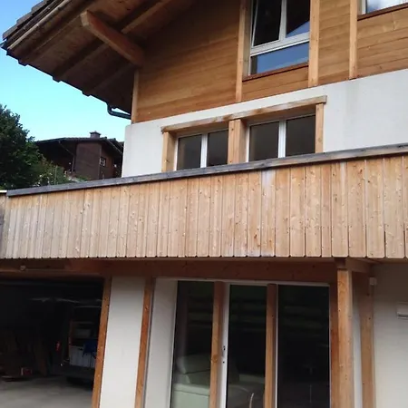 2-zimmer Ferienwohnung,parterre,sitzplatz,garage