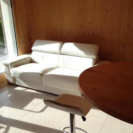 Apartamento 2-zimmer Ferienwohnung,parterre,sitzplatz,garage Adelboden