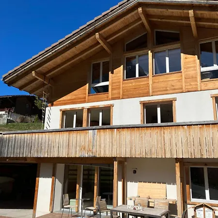 2-zimmer Ferienwohnung,parterre,sitzplatz,garage Apartmán *
